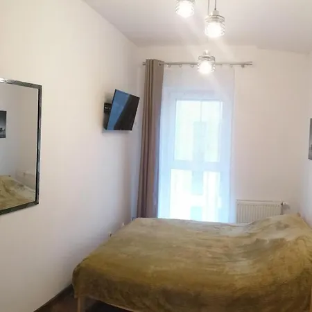 شقة Przytulny Podolany بوزنان